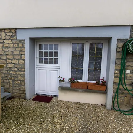 ホームステイ A 1okm Des Plages Du Debarquement, Chez Sabrina, Entre Et Campagne, Proximite Caen, Bayeux, Arromanches, Aeroport Carpiquet Lantheuil