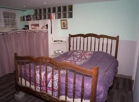 בית אירוח A 1okm Des Plages Du Debarquement, Chez Sabrina, Entre Et Campagne, Proximite Caen, Bayeux, Arromanches, Aeroport Carpiquet