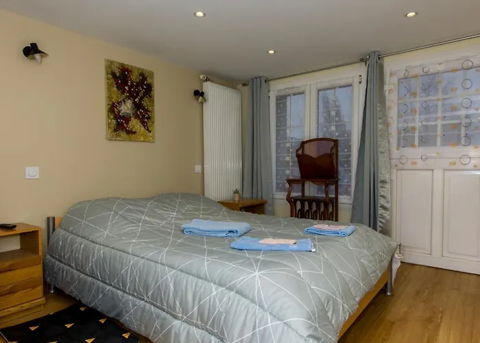 Homestay A 1okm Des Plages Du Debarquement, Chez Sabrina, Entre Et Campagne, Proximite Caen, Bayeux, Arromanches, Aeroport Carpiquet Lantheuil