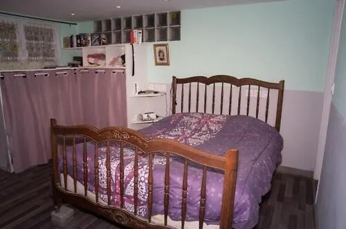 בית אירוח A 1okm Des Plages Du Debarquement, Chez Sabrina, Entre Et Campagne, Proximite Caen, Bayeux, Arromanches, Aeroport Carpiquet