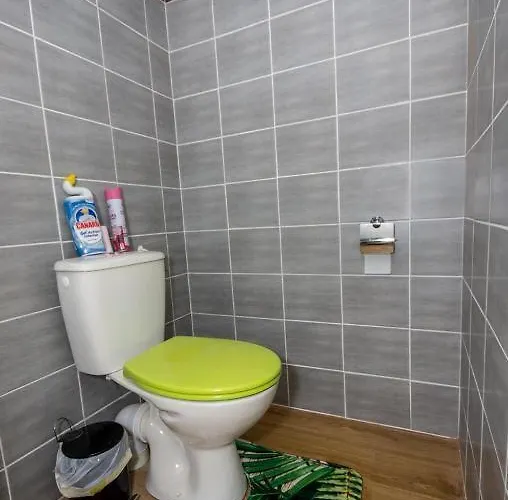 A 1okm Des Plages Du Debarquement, Chez Sabrina, Entre Et Campagne, Proximite Caen, Bayeux, Arromanches, Aeroport Carpiquet *